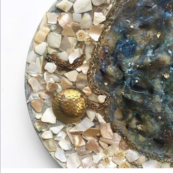 Man in Moon Plate Boho Resin Wall Art Jewelry Dish - Picture 2 of 5